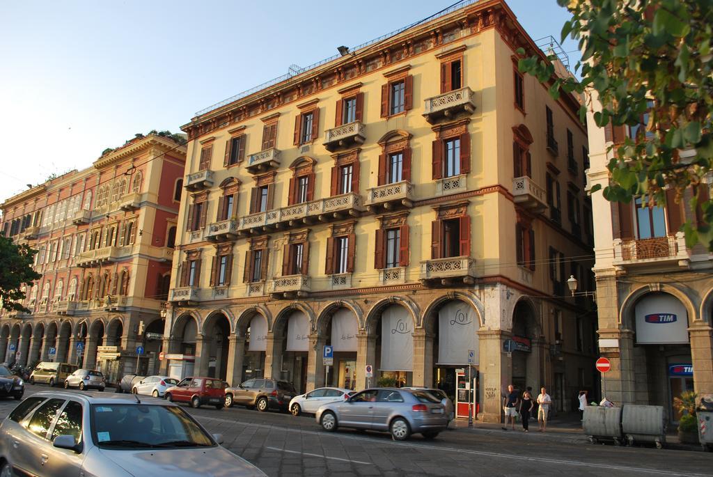 Martihouse Apartment Cagliari Bagian luar foto