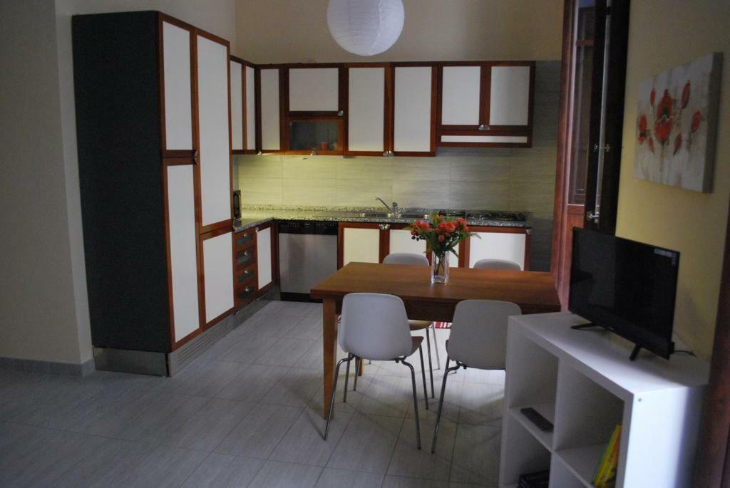 Martihouse Apartment Cagliari Bagian luar foto